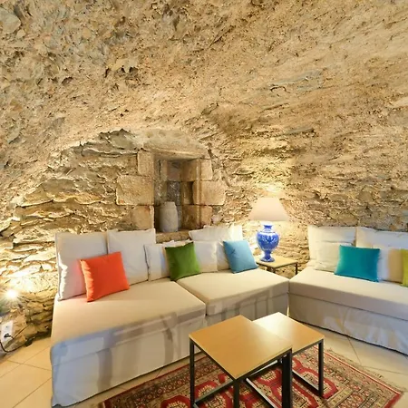 Newly Renovated Fort With Panoramic Landscape View Jacuzzi & Billiard *