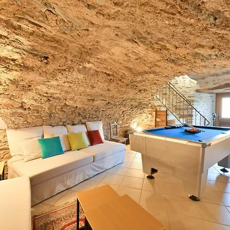 Newly Renovated Fort With Panoramic Landscape View Jacuzzi & Billiard *