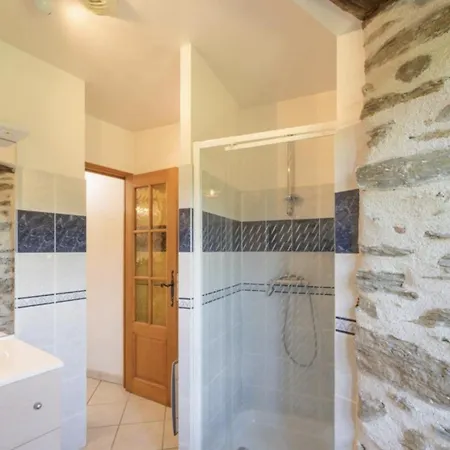 بيت للعطل Newly Renovated With Panoramic Landscape View Jacuzzi & Billiard Leynhac